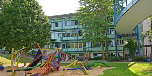 03 Aussenansicht Innenhof Spielplatz