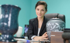 Bestattungsfachkraft